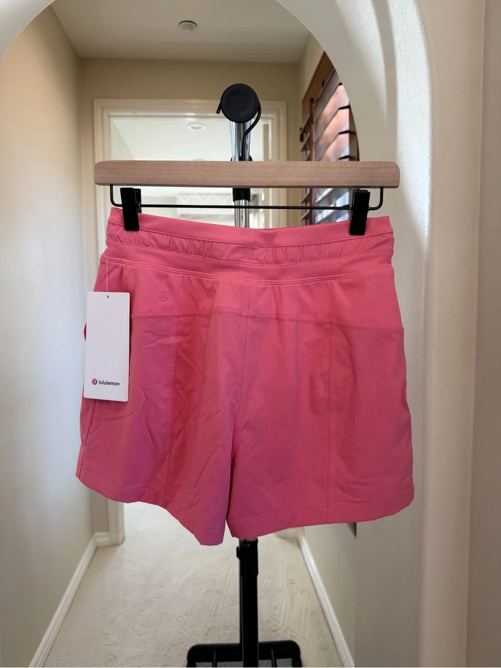 NWT Lululemon Dance Studio High-Rise Short 3.5